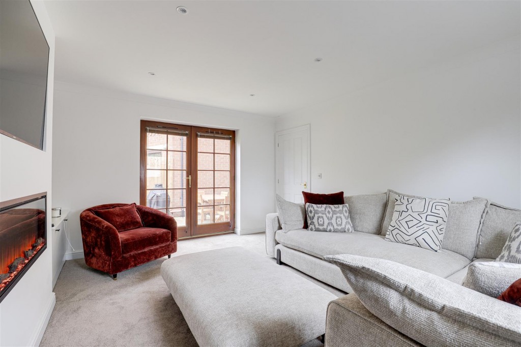 Manor House Close, Wilford Village, Nottinghamshire, NG11 7BR