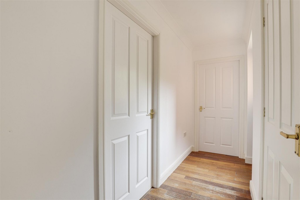 Manor House Close, Wilford Village, Nottinghamshire, NG11 7BR