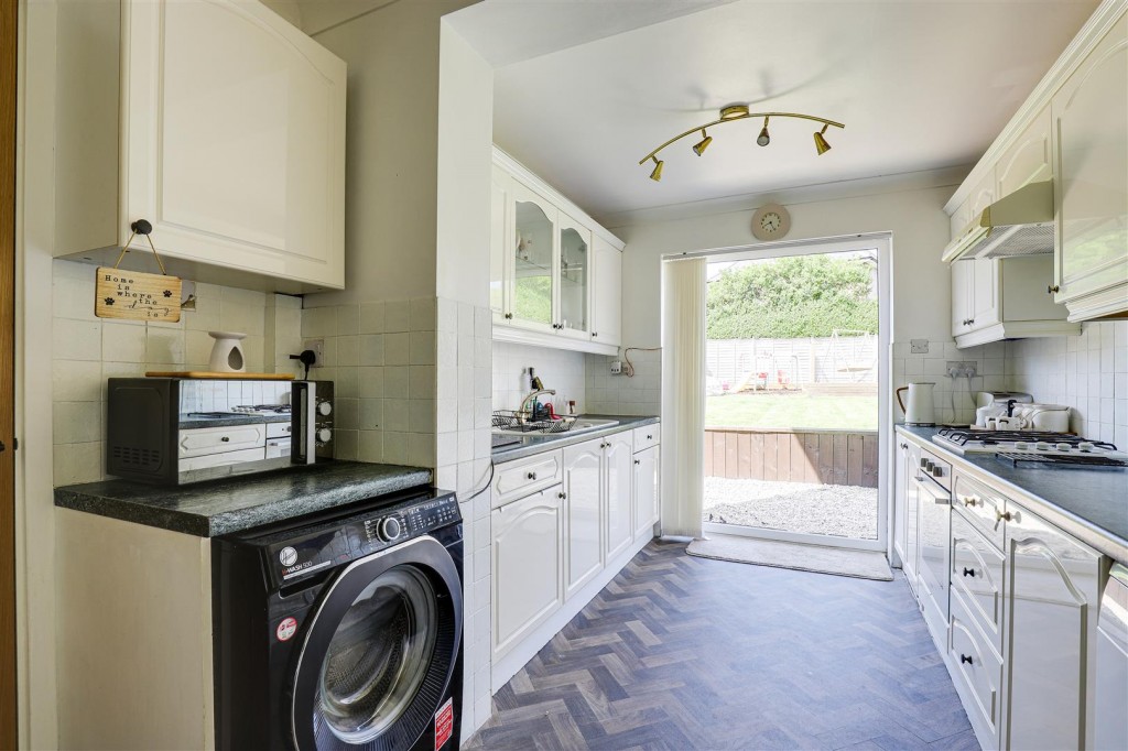 Bentwell Avenue, Arnold, Nottinghamshire, NG5 7EY