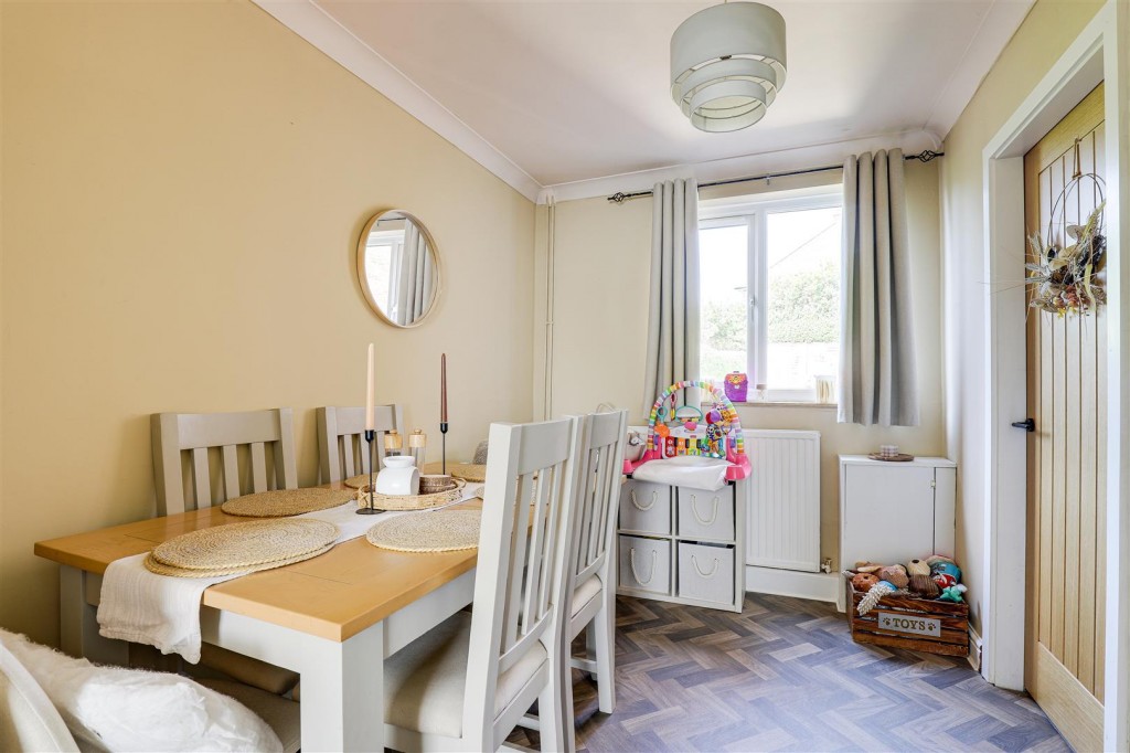 Bentwell Avenue, Arnold, Nottinghamshire, NG5 7EY