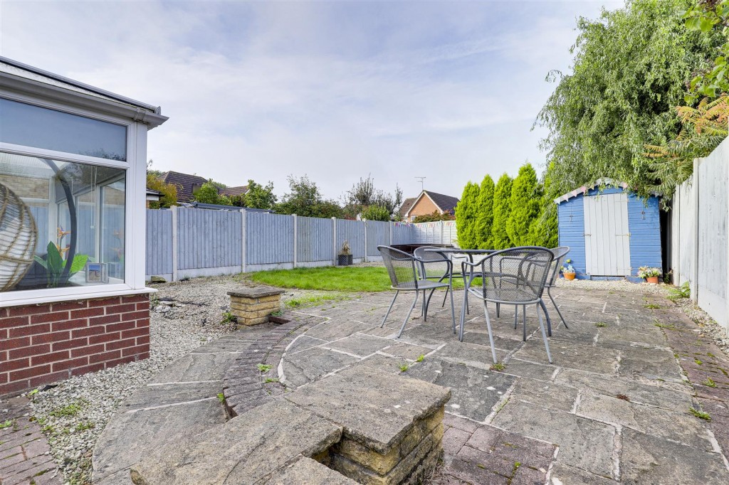 Gillercomb Close, West Bridgford, Nottinghamshire, NG2 6SE