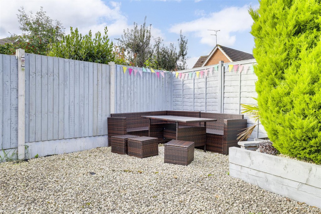 Gillercomb Close, West Bridgford, Nottinghamshire, NG2 6SE