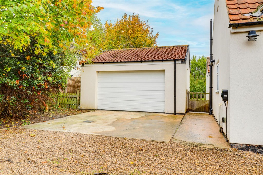 Owthorpe Lane, Kinoulton, Nottinghamshire, NG12 3EH