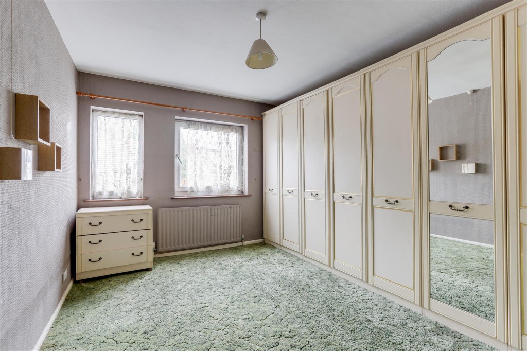 Barbara Square, Hucknall, Nottinghamshire, NG15 8AP