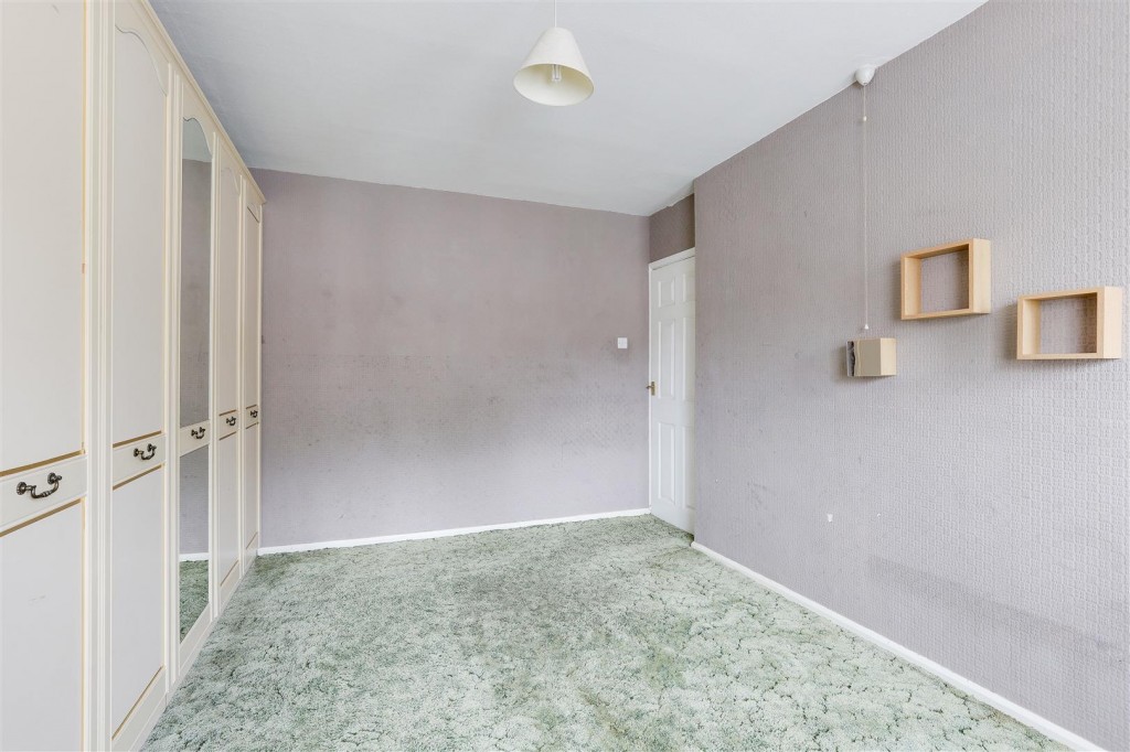 Barbara Square, Hucknall, Nottinghamshire, NG15 8AP