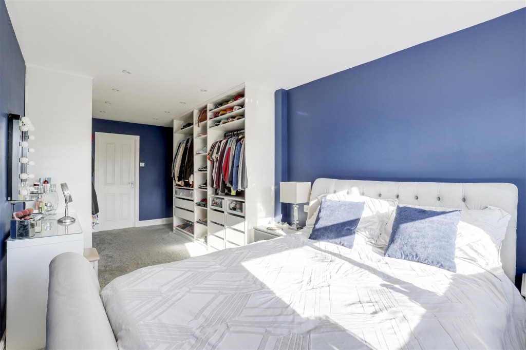 Cottage Meadow, Colwick, Nottinghamshire, NG4 2DG