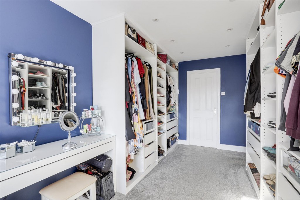 Cottage Meadow, Colwick, Nottinghamshire, NG4 2DG