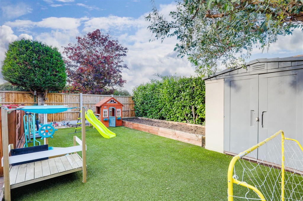 Cottage Meadow, Colwick, Nottinghamshire, NG4 2DG