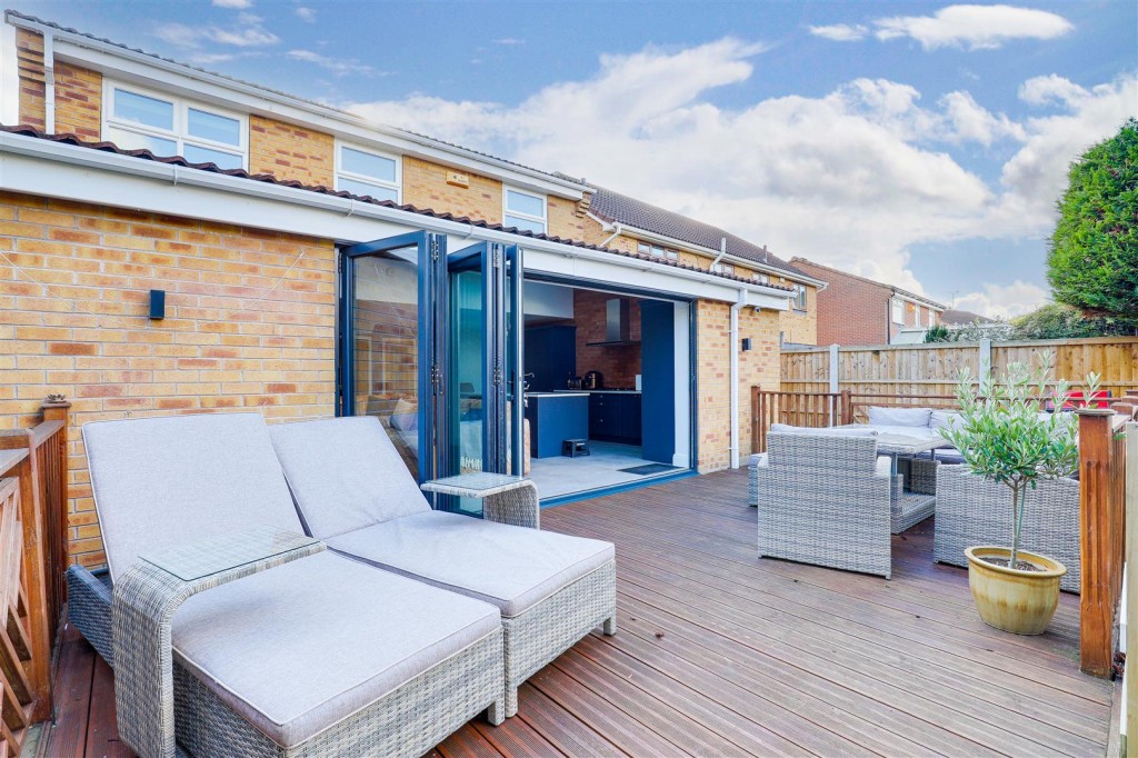 Cottage Meadow, Colwick, Nottinghamshire, NG4 2DG