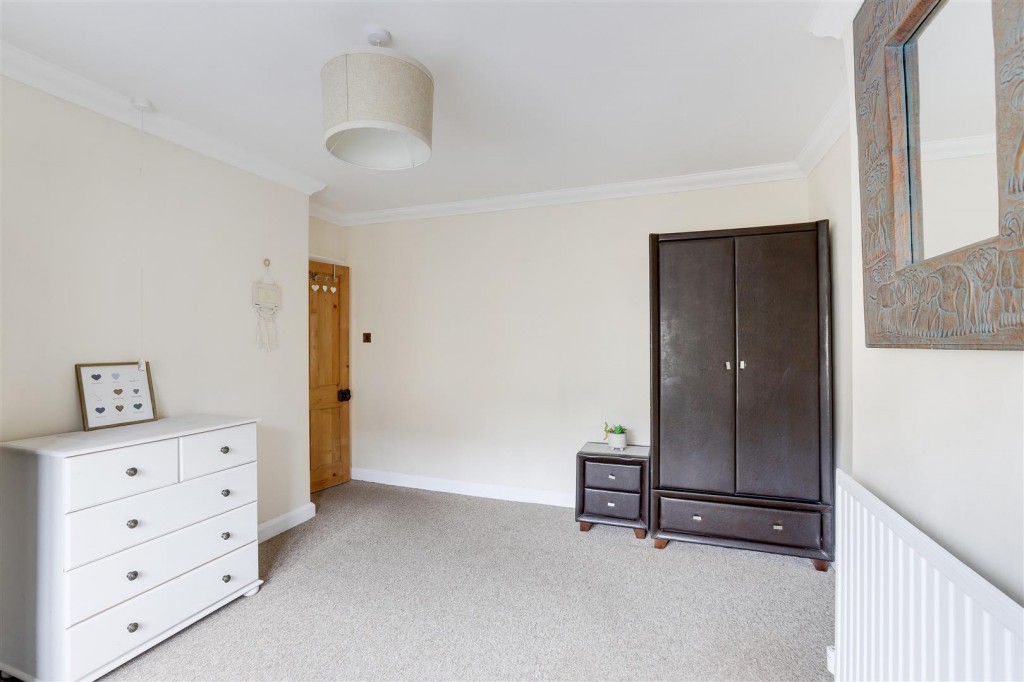 Sherwood Vale, Sherwood, Nottinghamshire, NG5 4EB