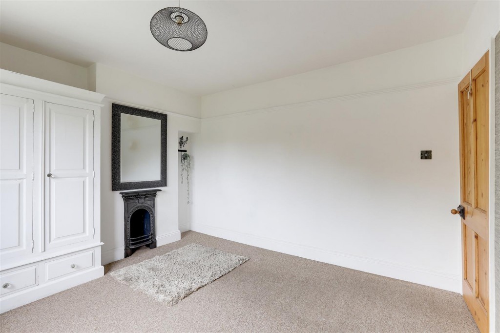 Sherwood Vale, Sherwood, Nottinghamshire, NG5 4EB