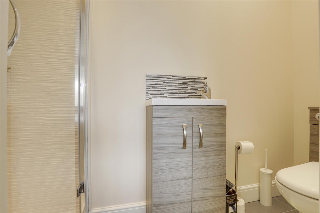 Carrfield Avenue, Toton, Nottinghamshire, NG9 6FE