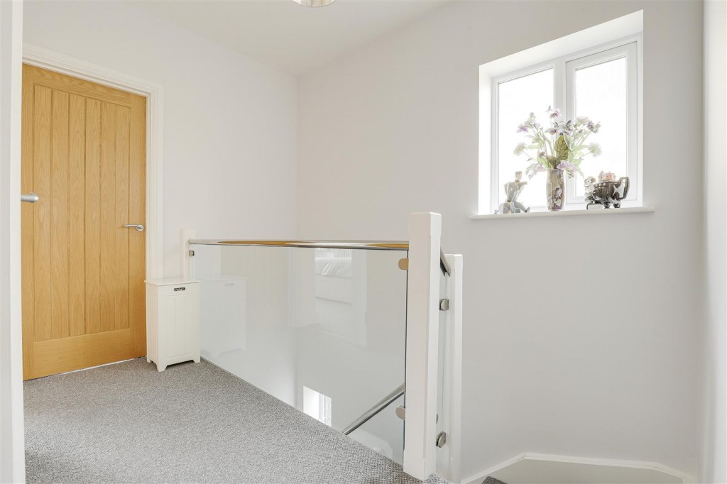 Carrfield Avenue, Toton, Nottinghamshire, NG9 6FE