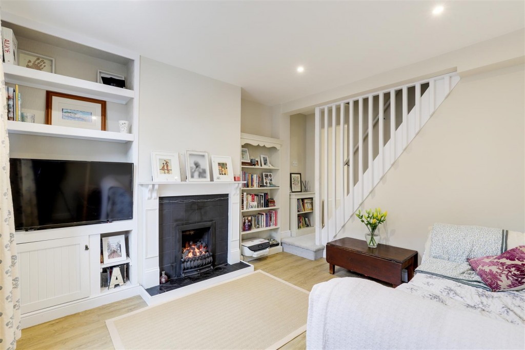 St. Albans Road, Arnold, Nottinghamshire, NG5 6JH