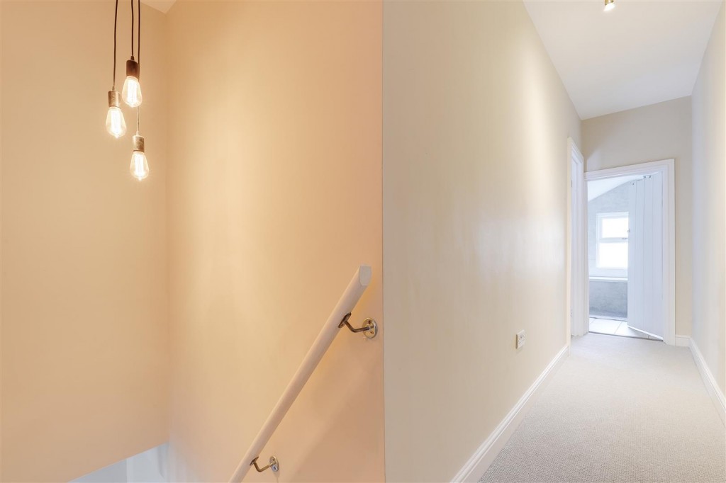 St. Albans Road, Arnold, Nottinghamshire, NG5 6JH