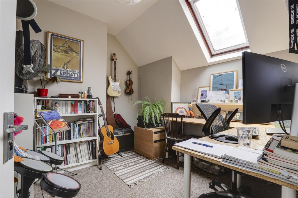 Devonshire Promenade, Lenton, Nottinghamshire, NG7 2DS