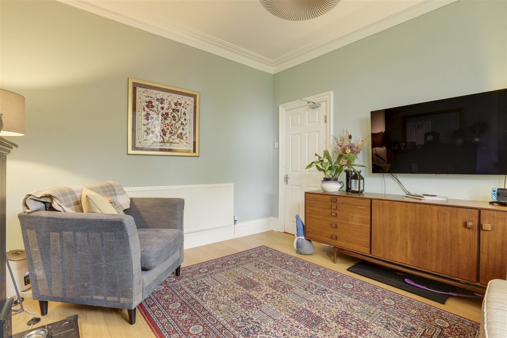 Devonshire Promenade, Lenton, Nottinghamshire, NG7 2DS