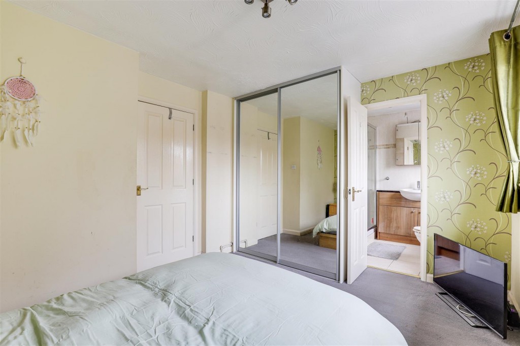 Hotspur Drive, Colwick, Nottinghamshire, NG4 2BS