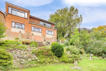 Foxhill Road, Burton Joyce, Nottinghamshire, NG14 5DB