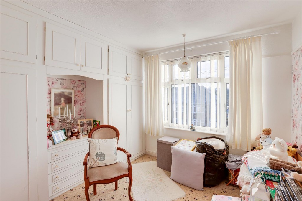 Prospect Road, Carlton, Nottinghamshire, NG4 1LX