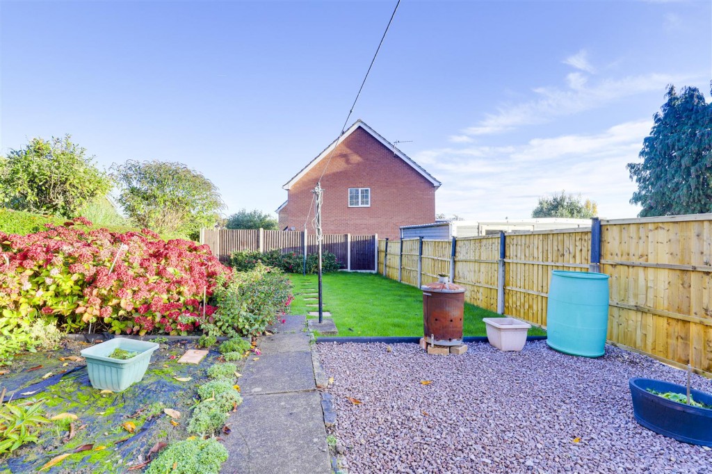 Prospect Road, Carlton, Nottinghamshire, NG4 1LX