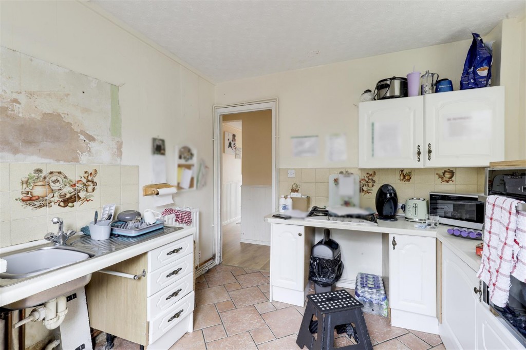 Cross Street, Arnold, Nottinghamshire, NG5 7BL