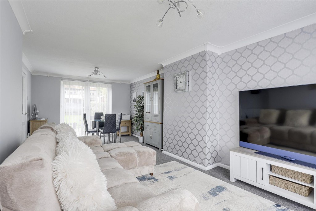 Goathland Close, Bestwood Park, Nottinghamshire, NG5 5QH