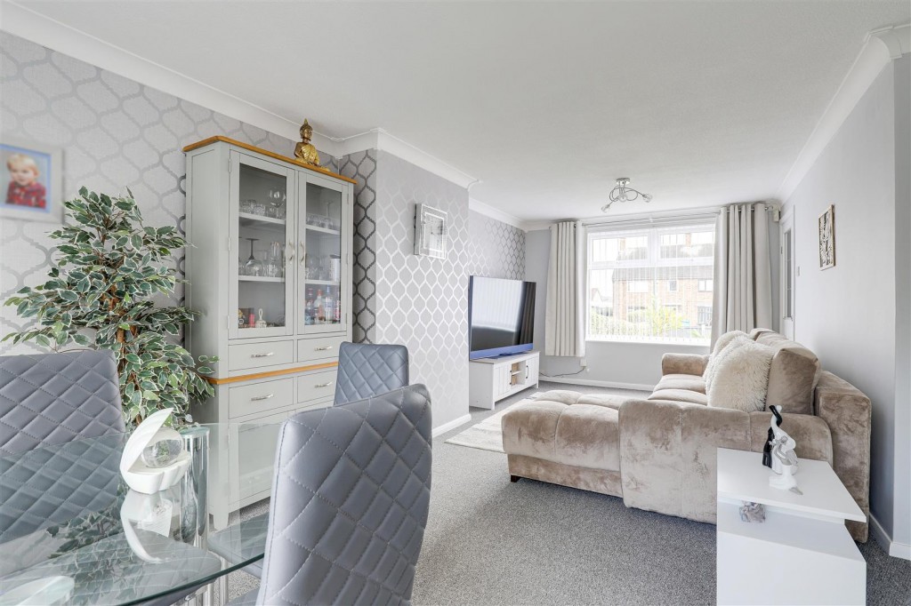 Goathland Close, Bestwood Park, Nottinghamshire, NG5 5QH