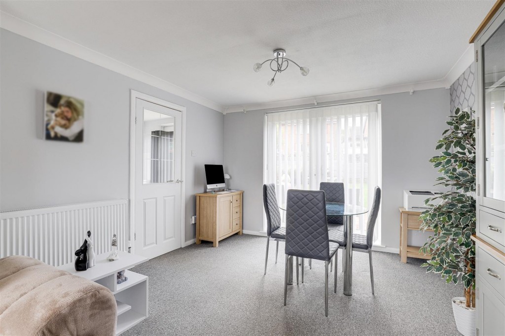 Goathland Close, Bestwood Park, Nottinghamshire, NG5 5QH