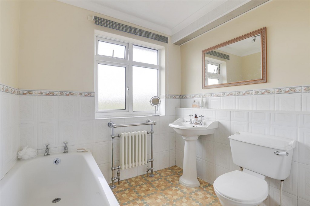 Harrow Road, West Bridgford, Nottinghamshire, NG2 7DX