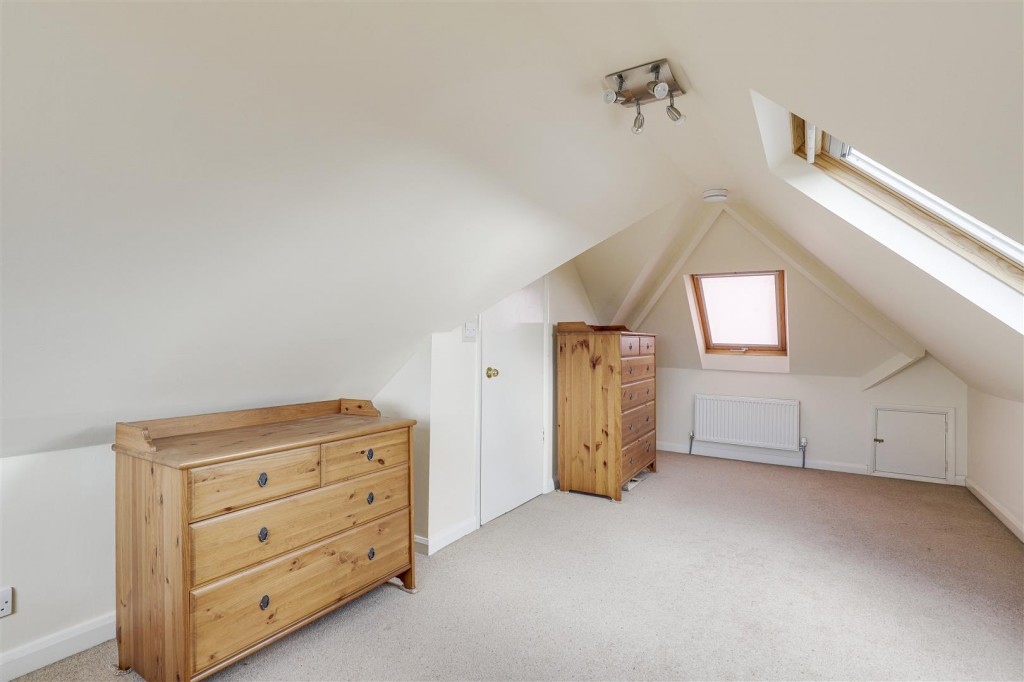 Harrow Road, West Bridgford, Nottinghamshire, NG2 7DX