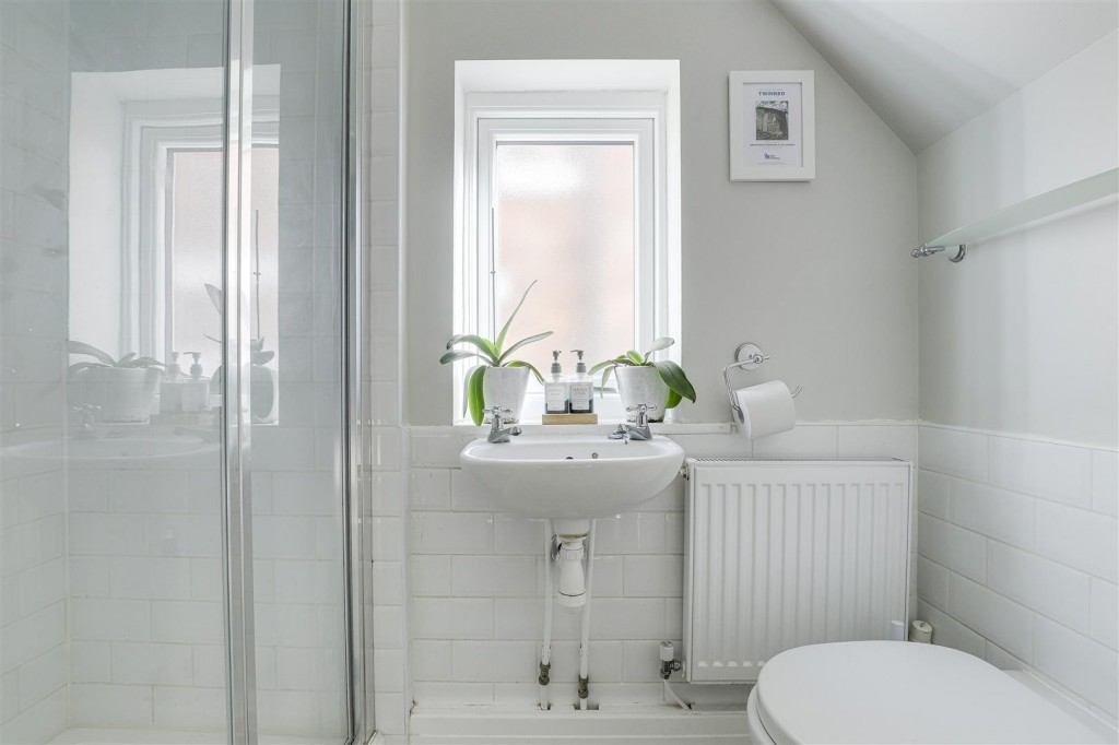 Violet Road, West Bridgford, Nottinghamshire, NG2 5HA