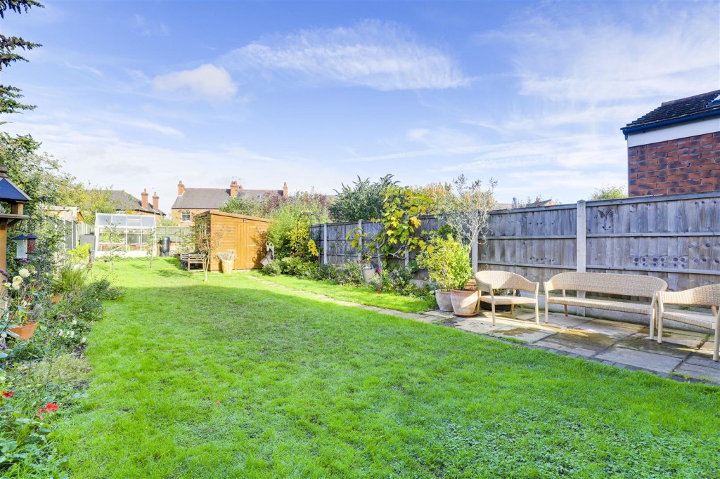 Violet Road, West Bridgford, Nottinghamshire, NG2 5HA