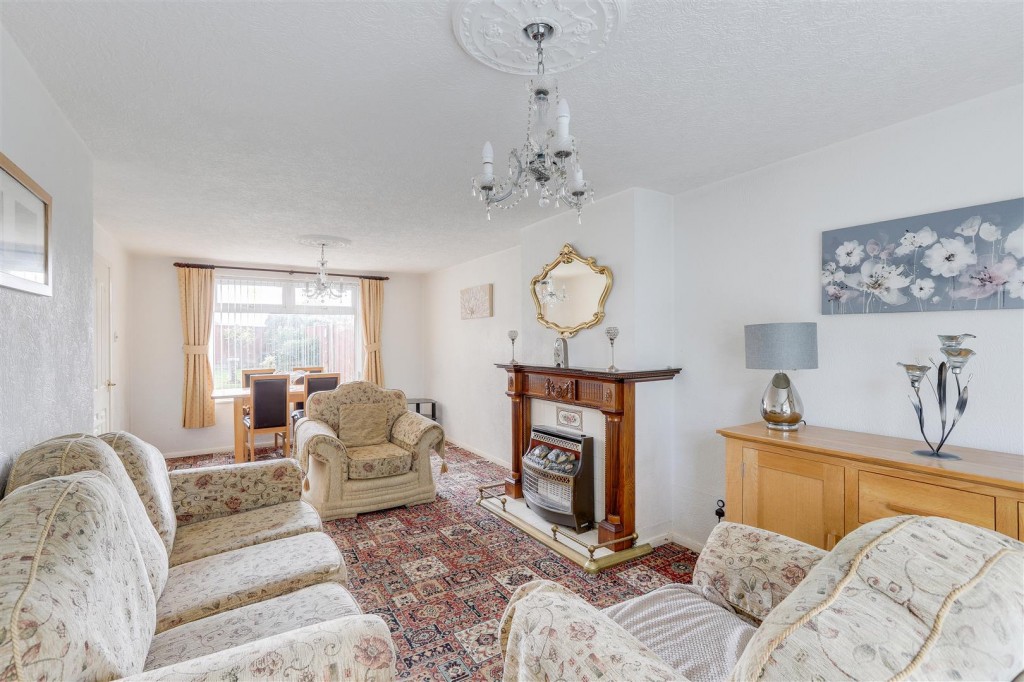 Mildenhall Crescent, Bestwood Park, Nottinghamshire, NG5 5RP