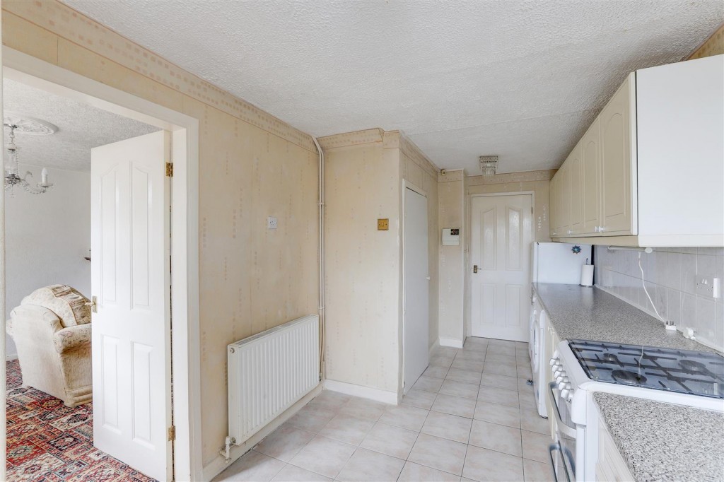 Mildenhall Crescent, Bestwood Park, Nottinghamshire, NG5 5RP