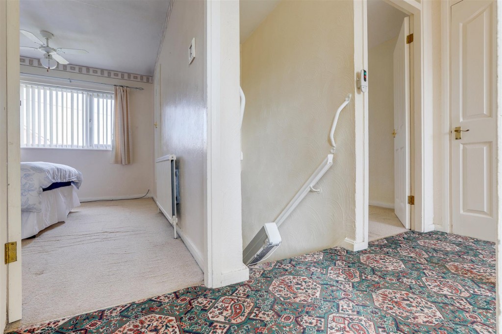 Mildenhall Crescent, Bestwood Park, Nottinghamshire, NG5 5RP