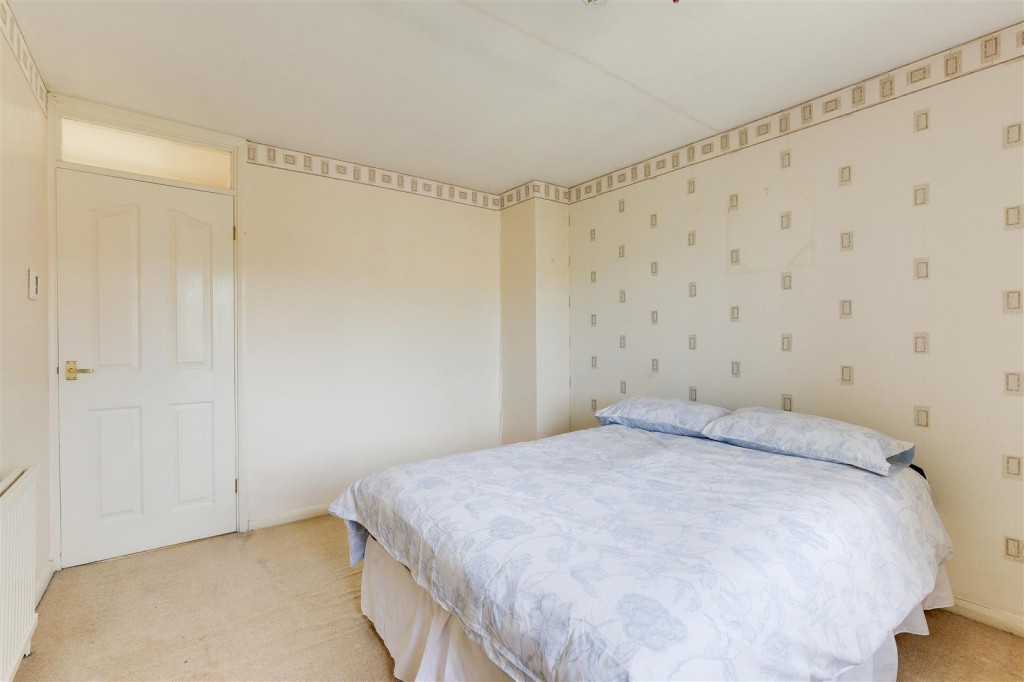 Mildenhall Crescent, Bestwood Park, Nottinghamshire, NG5 5RP