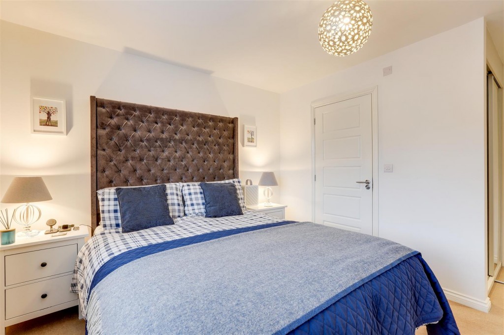 Canberra Crescent, Hucknall, Nottinghamshire, NG15 6WH