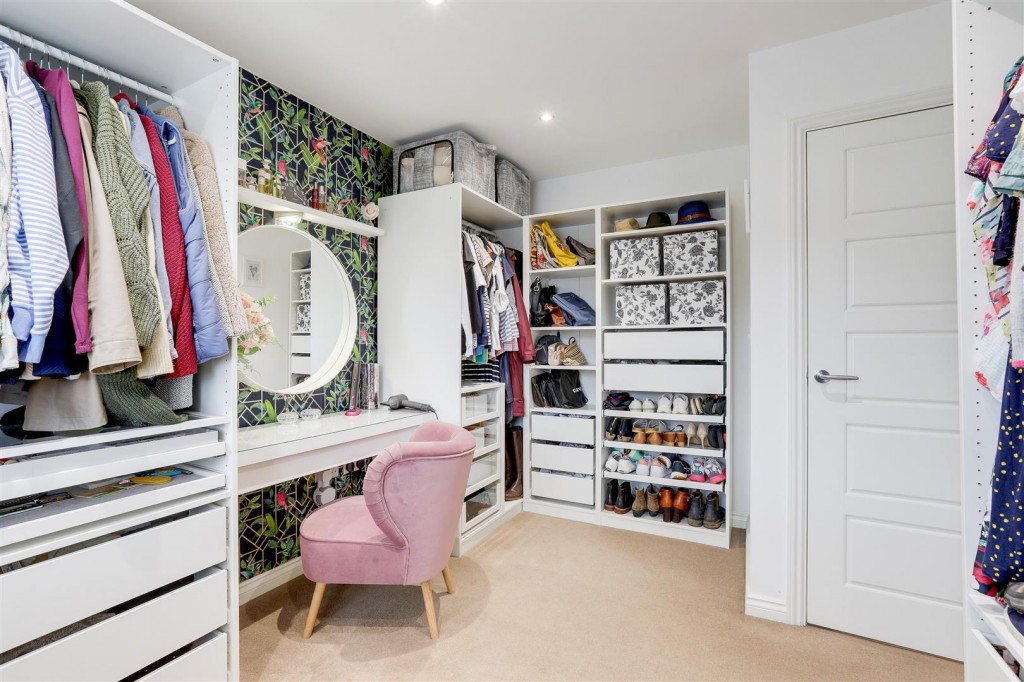 Canberra Crescent, Hucknall, Nottinghamshire, NG15 6WH