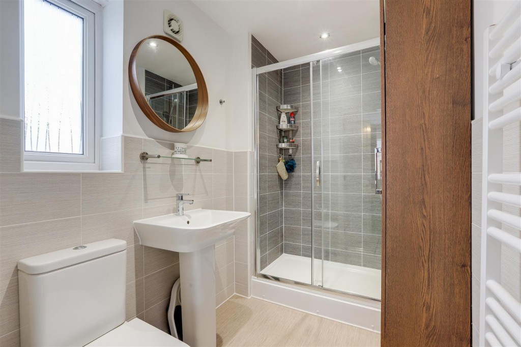 Canberra Crescent, Hucknall, Nottinghamshire, NG15 6WH