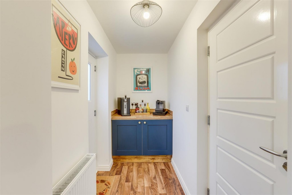 Canberra Crescent, Hucknall, Nottinghamshire, NG15 6WH