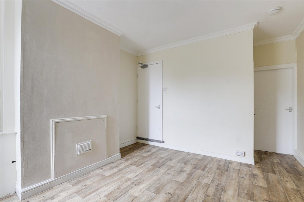 Glentworth Road, Radford, Nottinghamshire, NG7 5QN