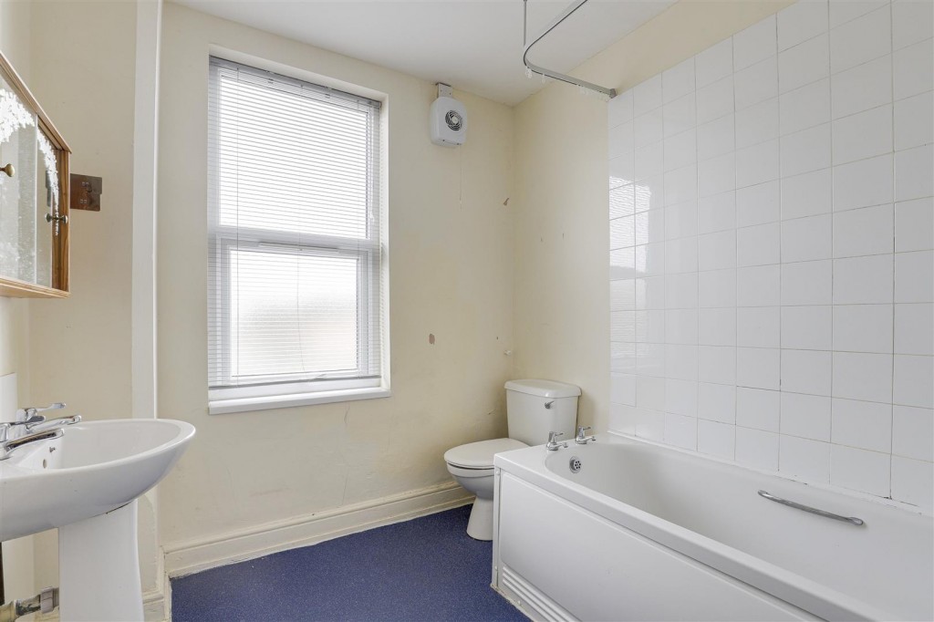 Glentworth Road, Radford, Nottinghamshire, NG7 5QN