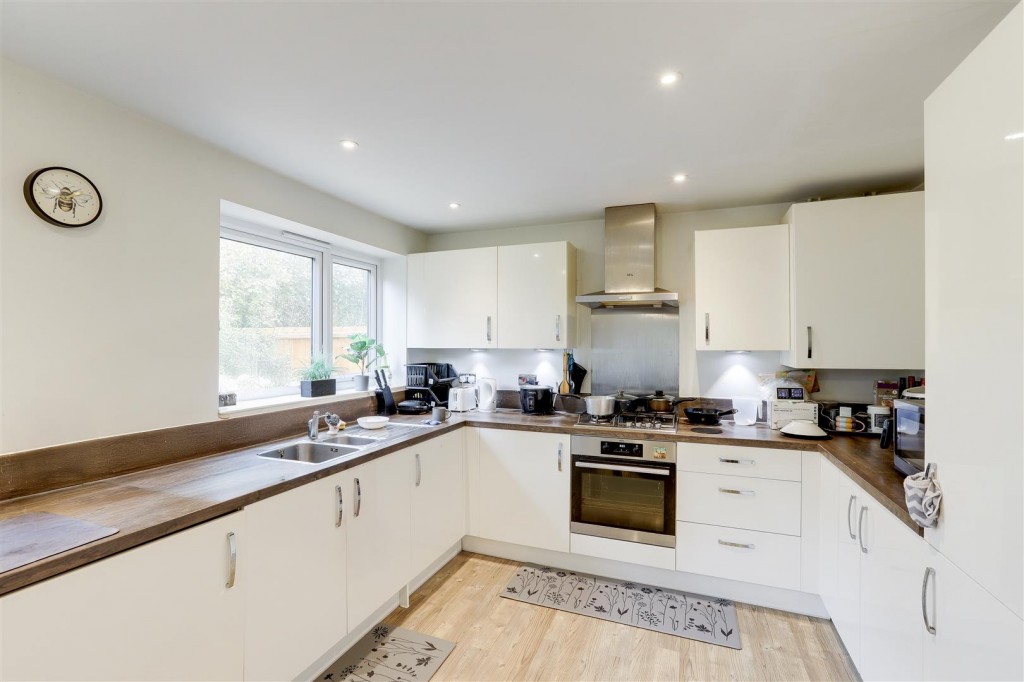 Bestwood Road, Bestwood Village, Nottinghamshire, NG6 8ZW