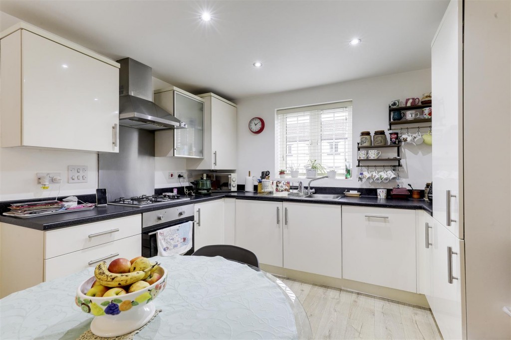 Hopkin Court, Mapperley Plains, Nottinghamshire, NG3 5SS