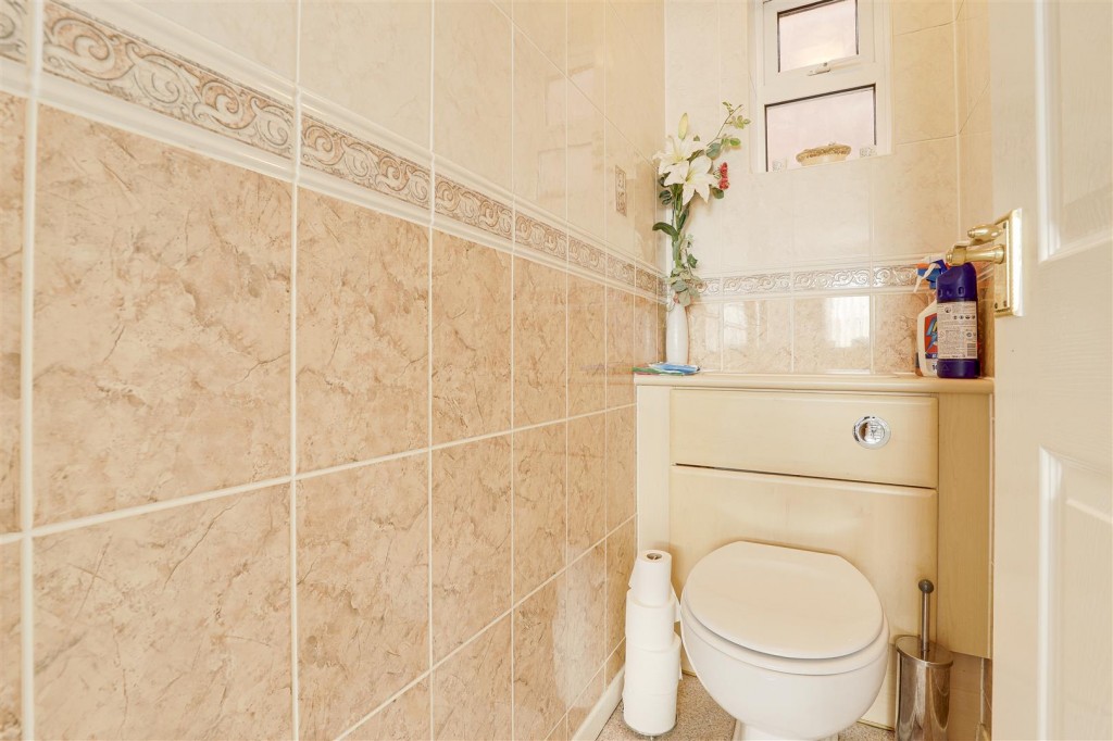 Jumelles Drive, Calverton, Nottinghamshire, NG14 6QD