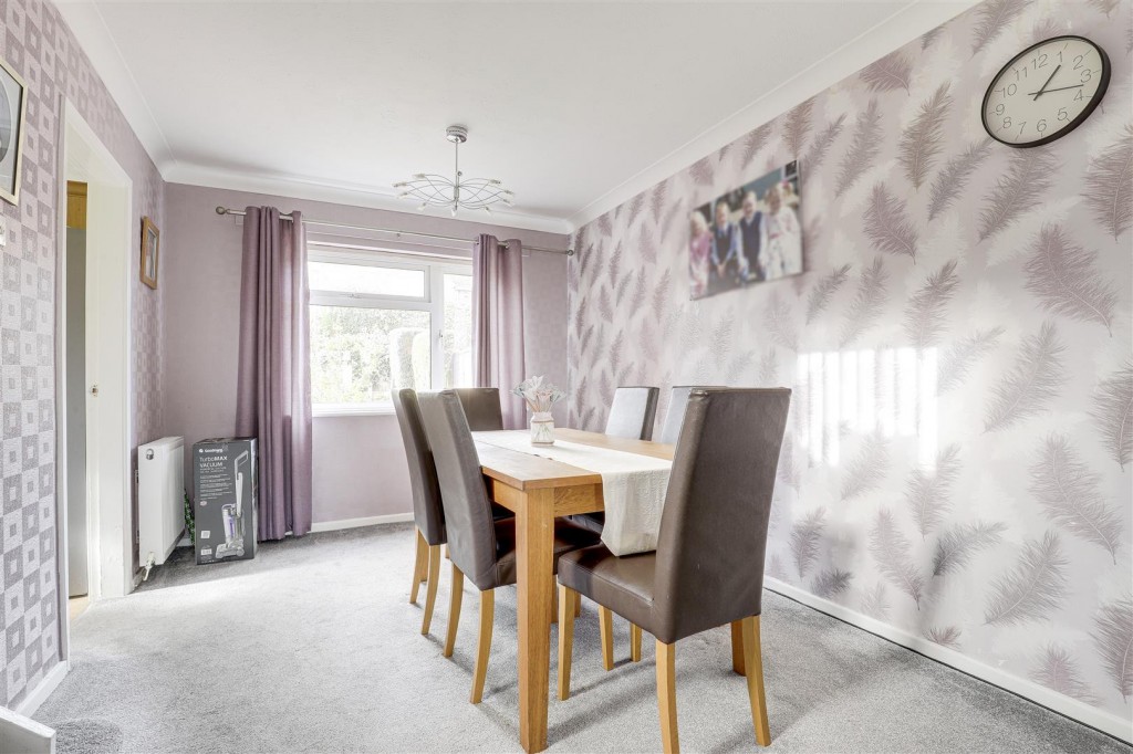 Jumelles Drive, Calverton, Nottinghamshire, NG14 6QD