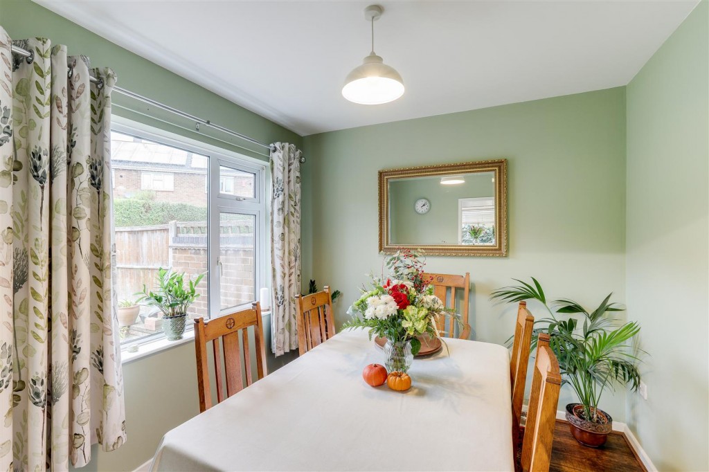 Bagnall Avenue, Arnold, Nottinghamshire, NG5 6FP