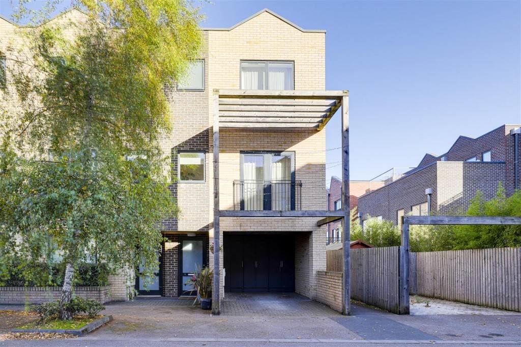 Navigation Street, Nottingham, Nottinghamshire, NG2 4DR