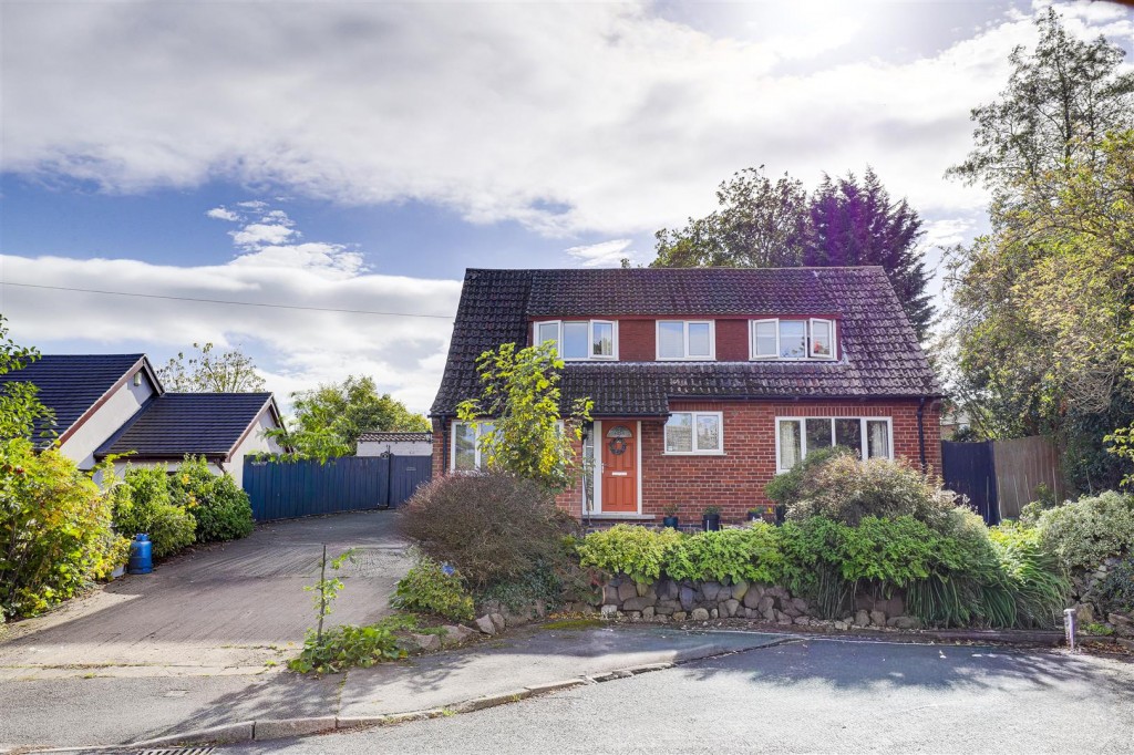 Brookside Avenue, East Leake, Loughborough, LE12 6PA
